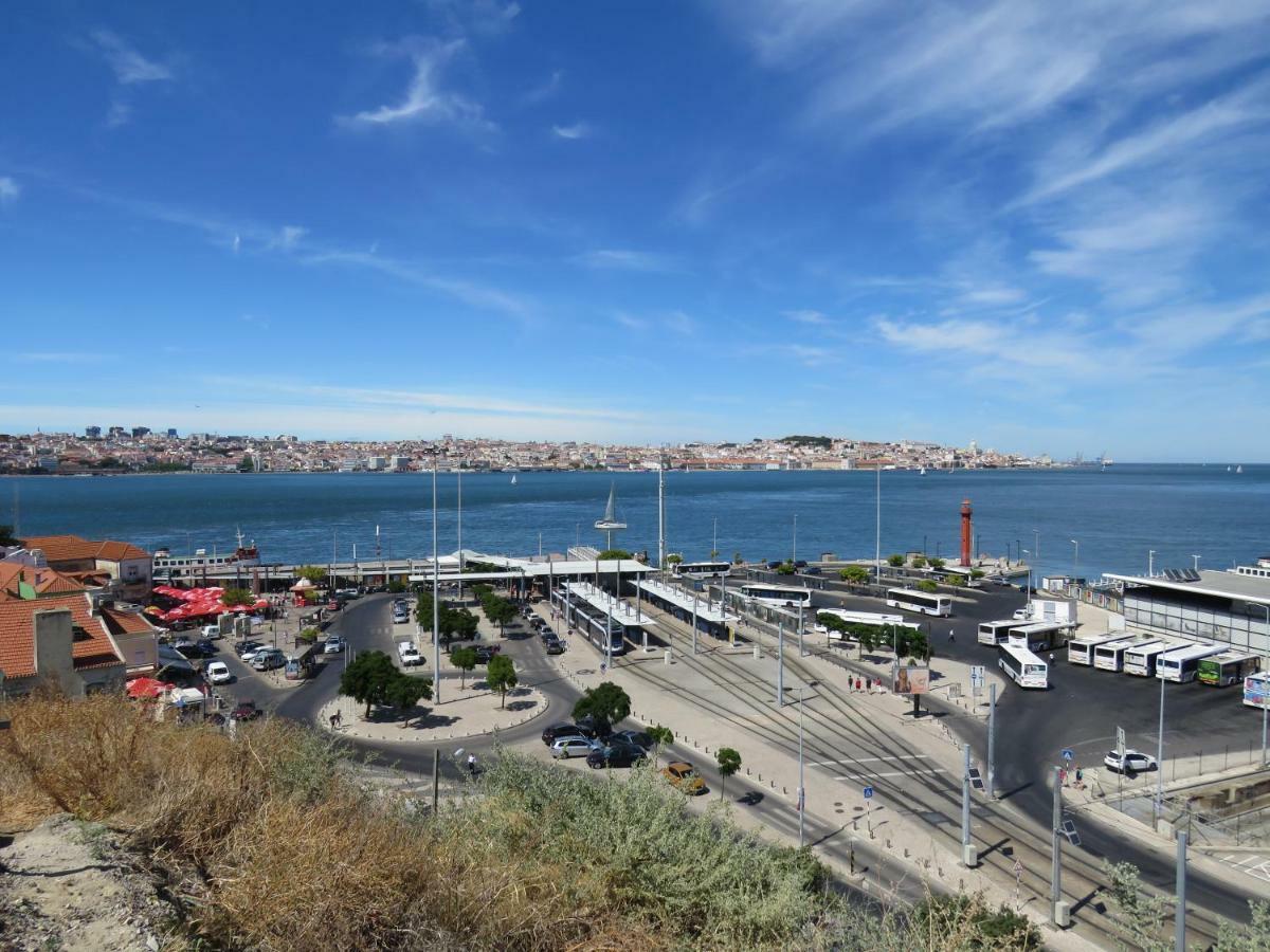 אלמאדה Tejo House River Lisbon מראה חיצוני תמונה
