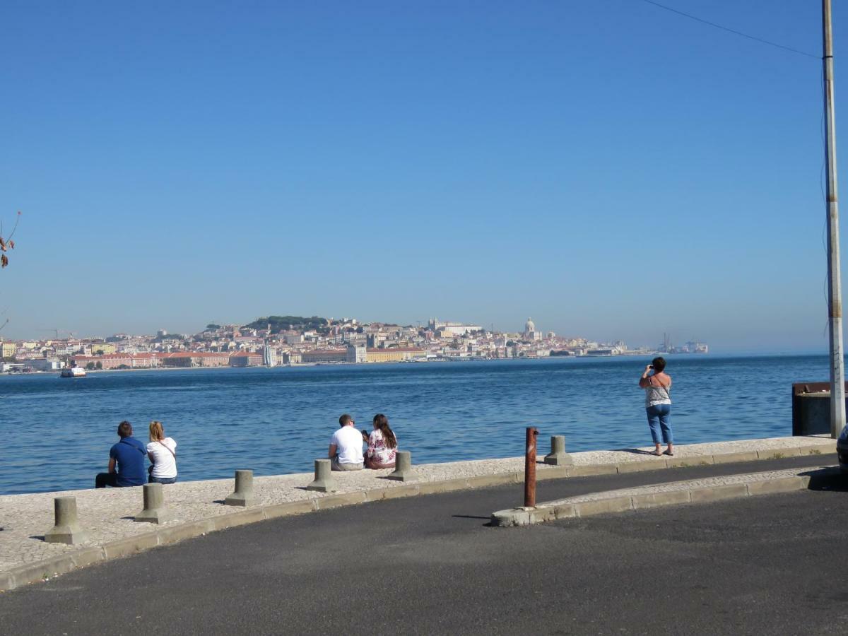 אלמאדה Tejo House River Lisbon מראה חיצוני תמונה